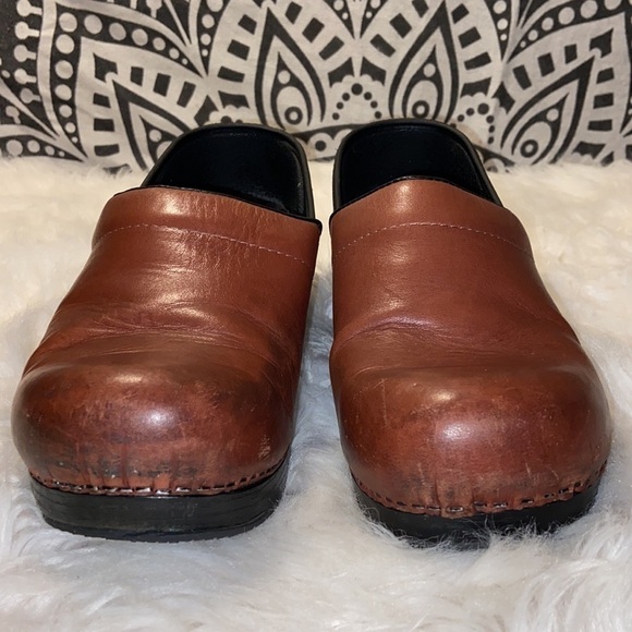 Lands End cognac Brown Clogs mules size 9 - Picture 4 of 7